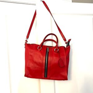 Levity Red leather Shoulder Bag with Structured Design